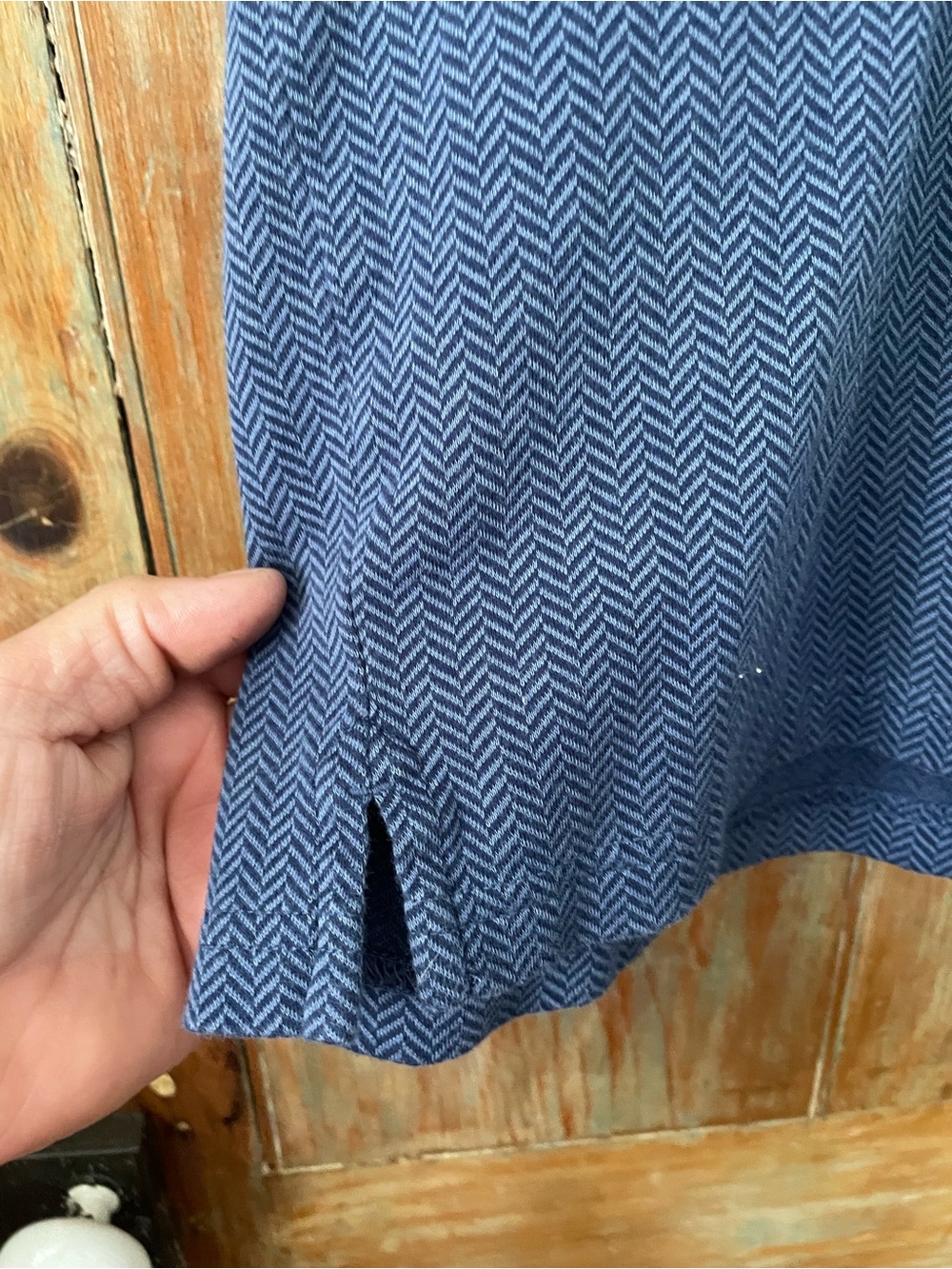 Patriot Land’s End soft chevron patterned 3-buttoned shirt - Picture 4 of 5